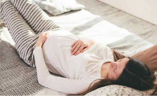 孕婦冬季曬太陽(yáng)好處多，這些“金科玉律”要知道！