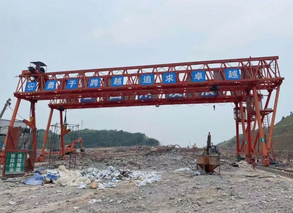 提梁機(jī)、路橋門機(jī)、MG型桁架門式起重機(jī)廠家、價(jià)格