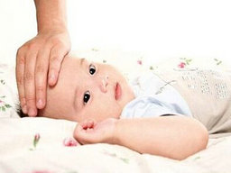 小兒中暑發(fā)燒39度嚴(yán)重嗎怎么辦