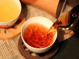 泡茶用什么水對(duì)身體有益