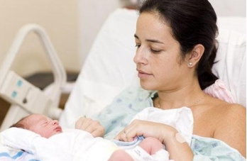 剖腹產(chǎn)后貧血如何補(bǔ)血