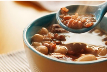 剖腹產(chǎn)后貧血吃什么好