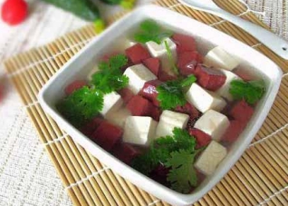 產后貧血如何食補